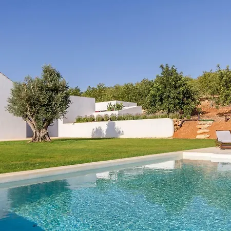 Holiday home Quinta Da Varzea Do Farelo Mexilhoeira Grande